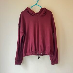 🌼 5/$20 Urban Kids Maroon Hoodie S 8 Cropped Pullover with Drawstring Hem Stripe